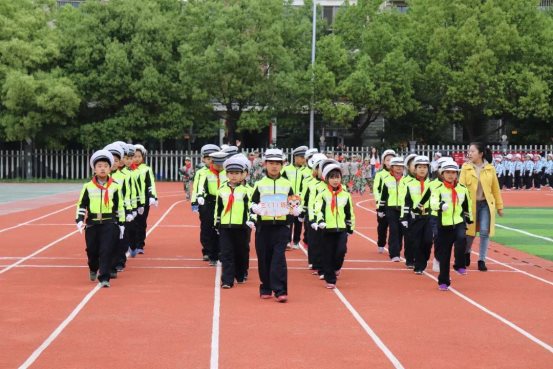 ee5c1d19c9a7a78270d764a3d7352e3