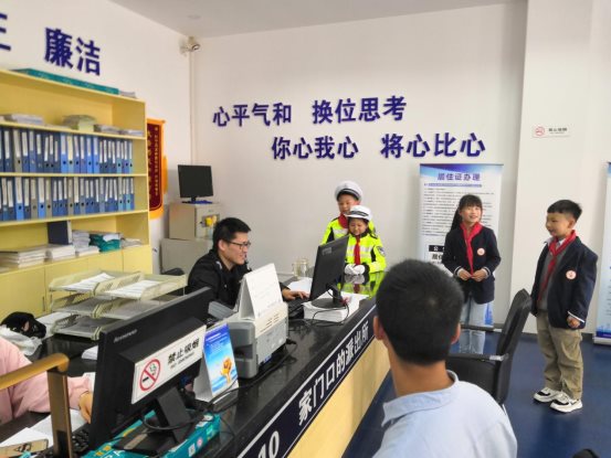 214881B40B4A57182A6F7581E72B2B0C