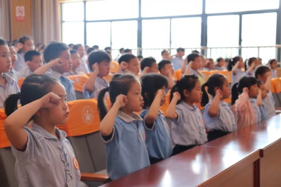 6AC1F67D109080095BFC04E2234C8887