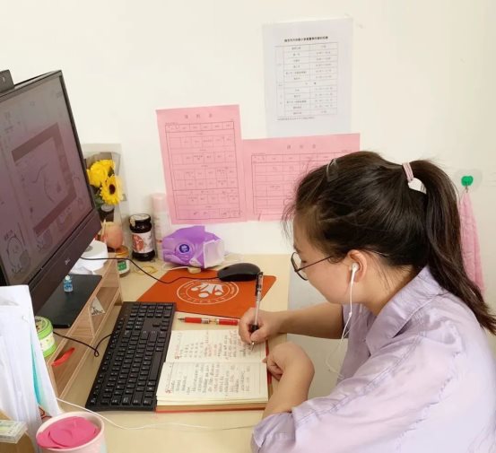 18d3a47a2f5e9e9bba710f332c2b4dd5