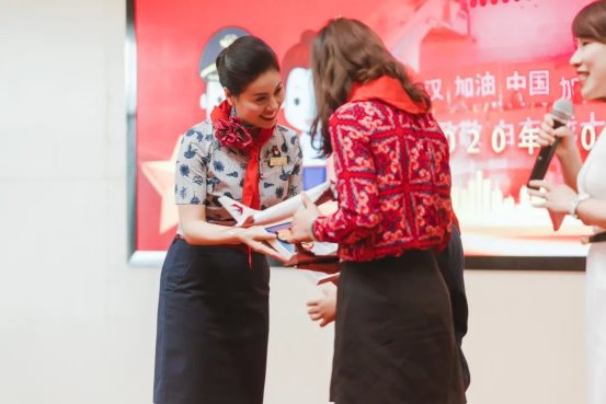 e1db17caa162c65e5f1874e16961bdef