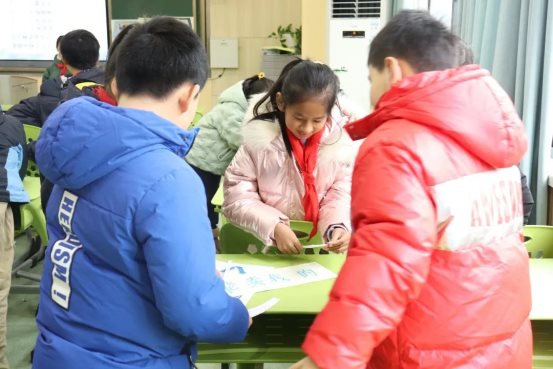 ed4c54a586d989d0a2e95ef07fe8d34f