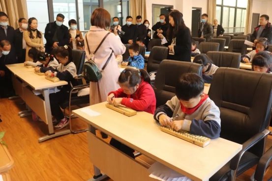 39ce9768f53ba7e7375c9f6b0aa9390e