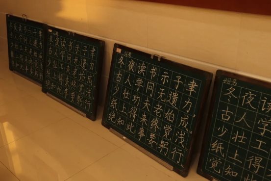 69d17e4b8ba06d72f008df7096d0217f