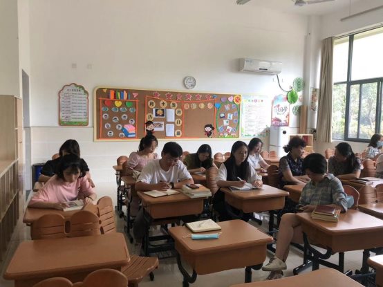 0059946aeab8a41e6a6bdc5945b27ad