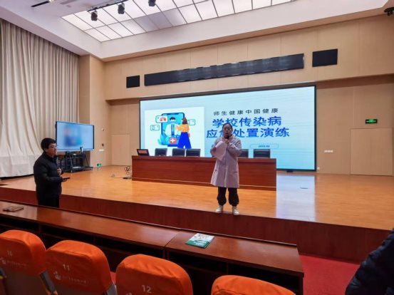 580572c20a075d2294136555111f68d