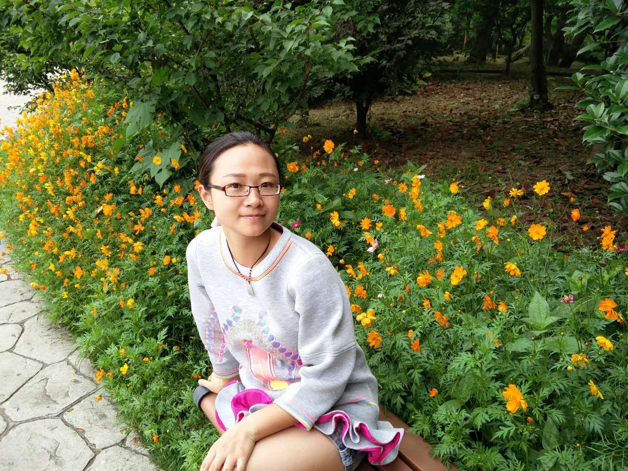 张琪.jpg 张琪.jpg